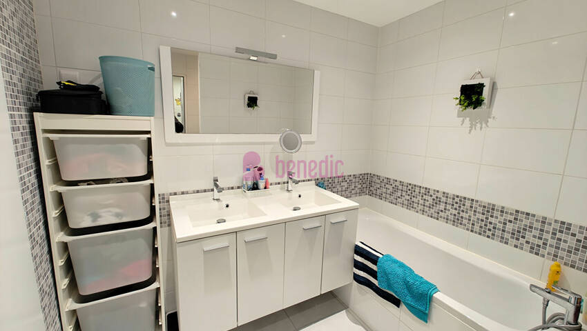 59477209k - Attribut alt par défaut.