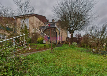 59696036c - Attribut alt par défaut.