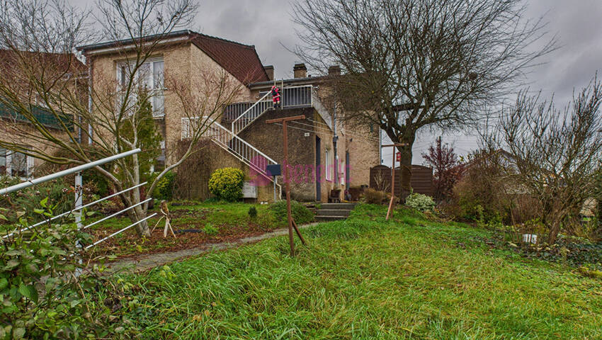 59696036c - Attribut alt par défaut.