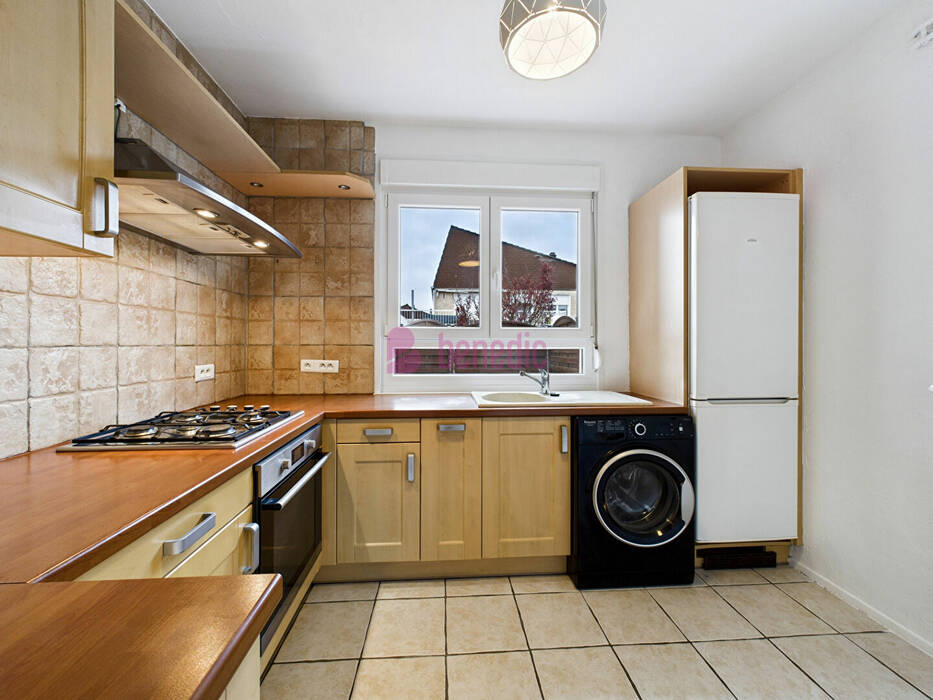 59696036f - Attribut alt par défaut.