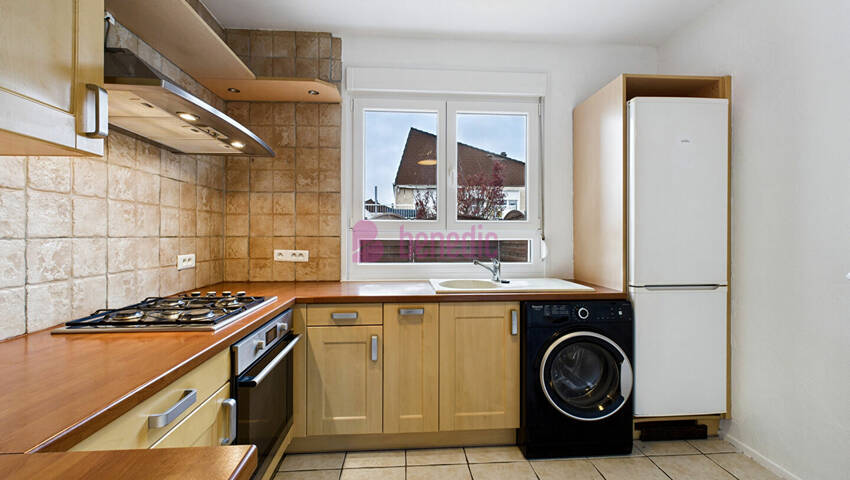 59696036f - Attribut alt par défaut.