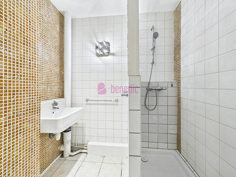 59696036n - Attribut alt par défaut.