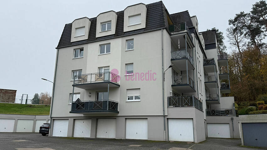 59686222a - Attribut alt par défaut.