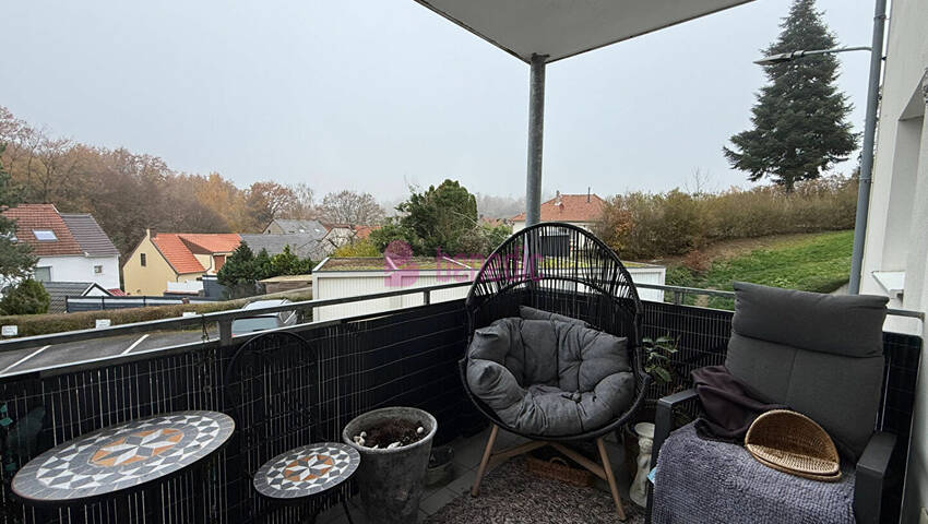 59686222c - Attribut alt par défaut.