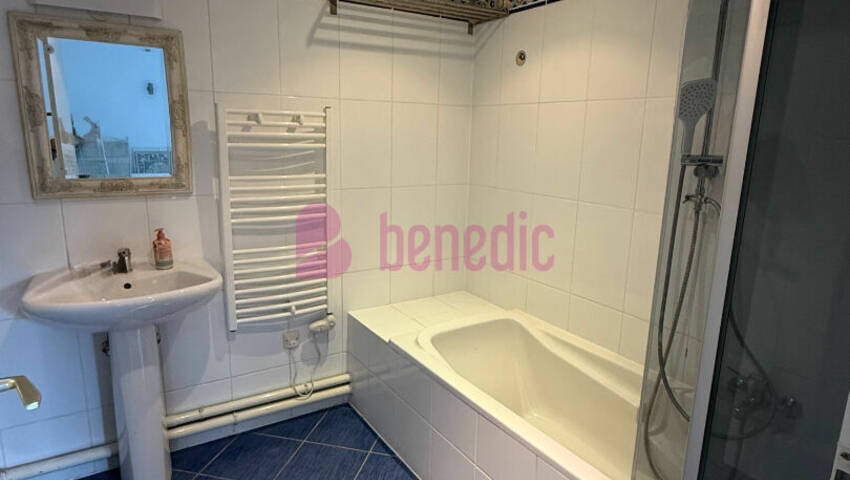 59686222e - Attribut alt par défaut.