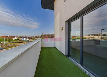 59703214a - Attribut alt par défaut.