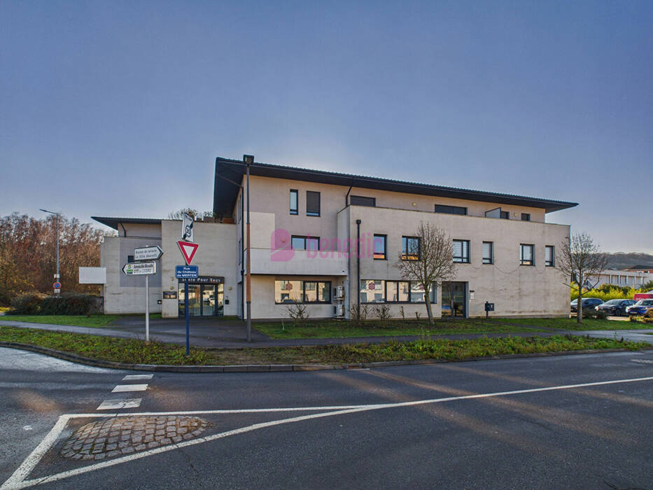 59703214c - Attribut alt par défaut.