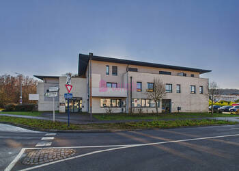 59703214c - Attribut alt par défaut.