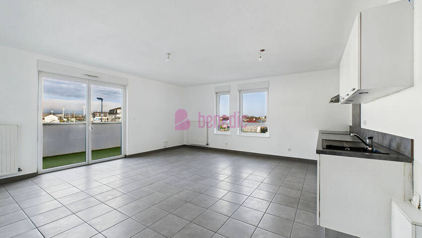 59703214f - Attribut alt par défaut.