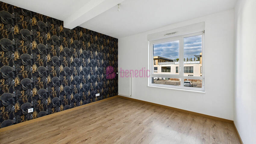 59703214j - Attribut alt par défaut.