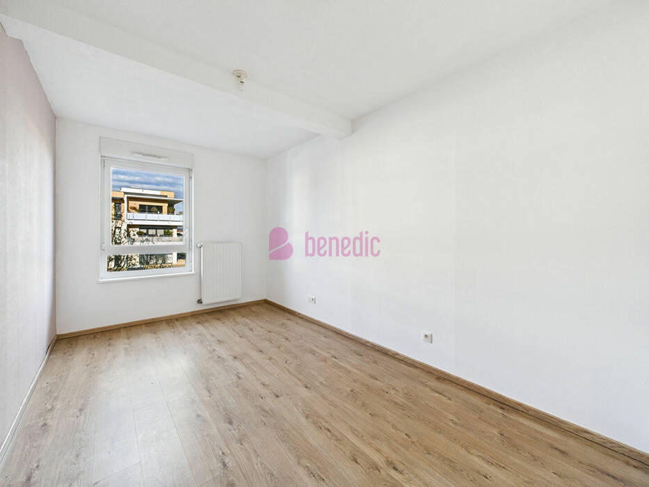 59703214k - Attribut alt par défaut.