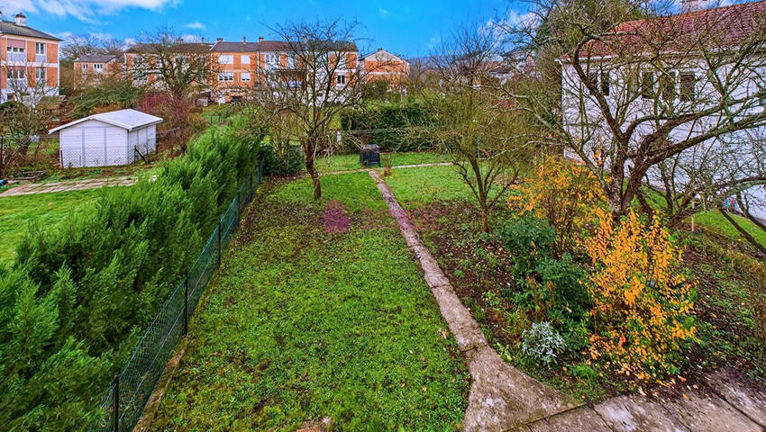 59702281c - Attribut alt par défaut.