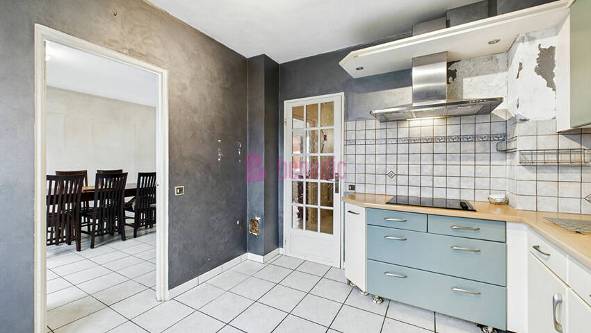 59702281f - Attribut alt par défaut.