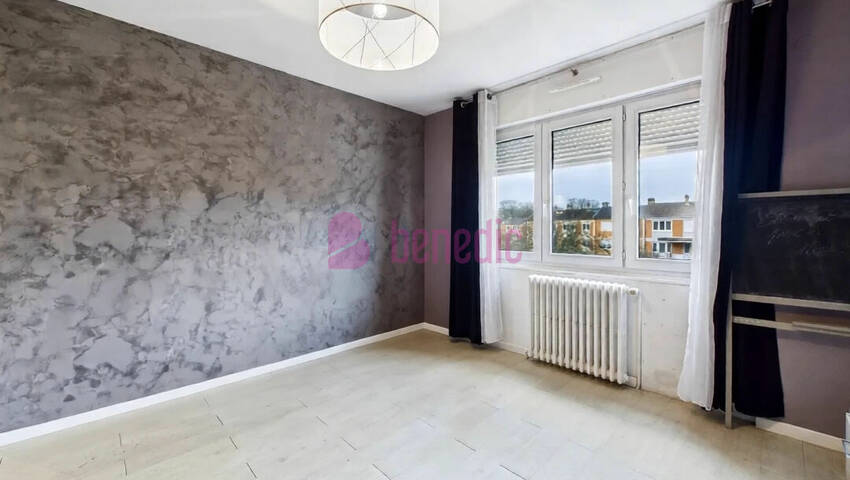 59702281o - Attribut alt par défaut.