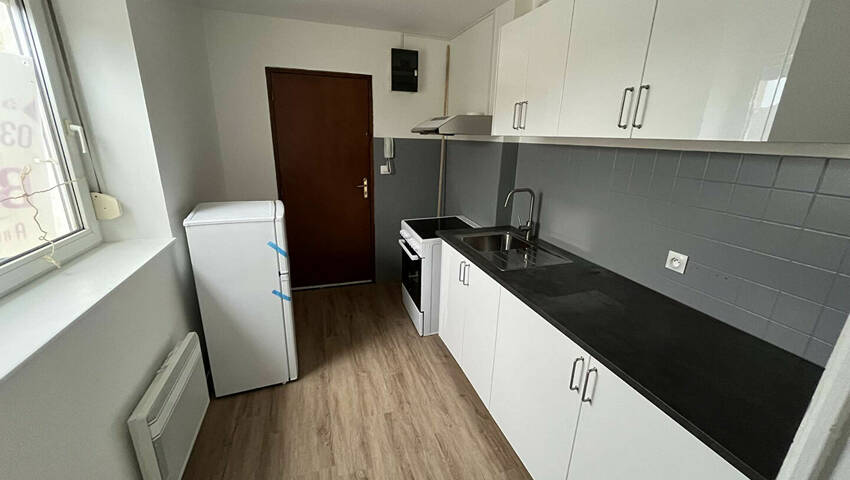 59710070c - Attribut alt par défaut.