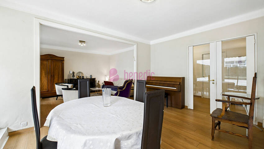 59685399e - Attribut alt par défaut.