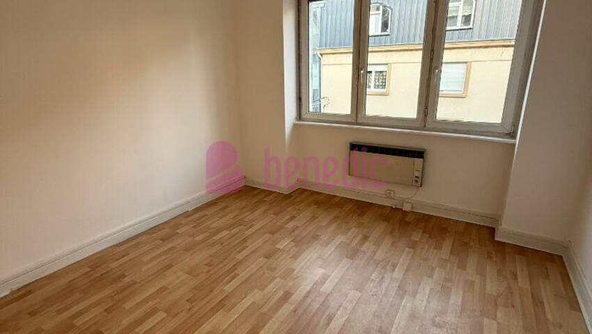 59710512g - Attribut alt par défaut.