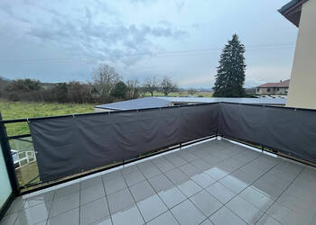 53756198b - Attribut alt par défaut.