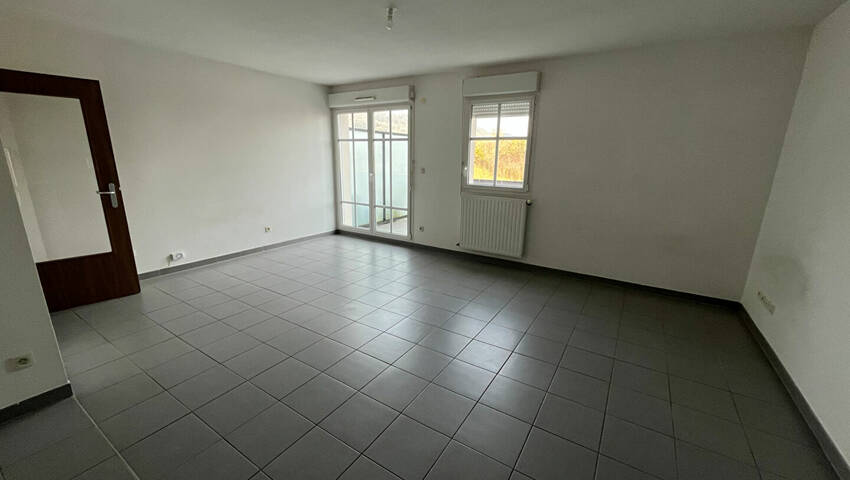 53756198d - Attribut alt par défaut.