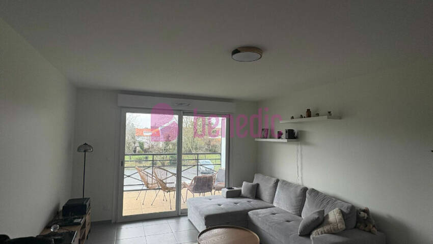 59707006c - Attribut alt par défaut.