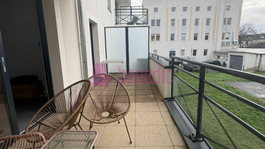 59707006e - Attribut alt par défaut.