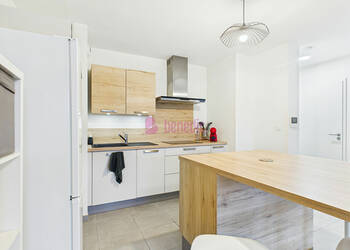 59707006c - Attribut alt par défaut.