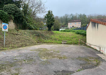 59720063b - Attribut alt par défaut.