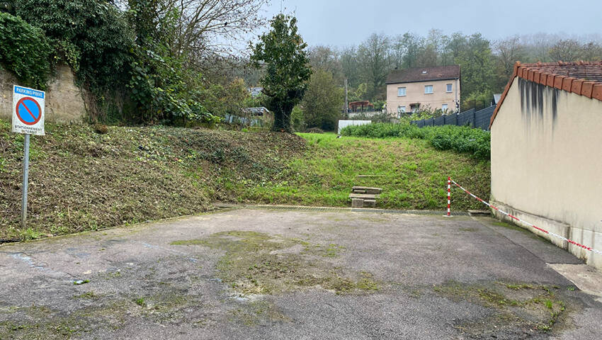 59720063b - Attribut alt par défaut.