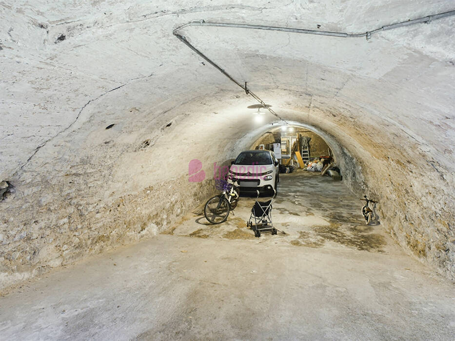 59715014b - Attribut alt par défaut.