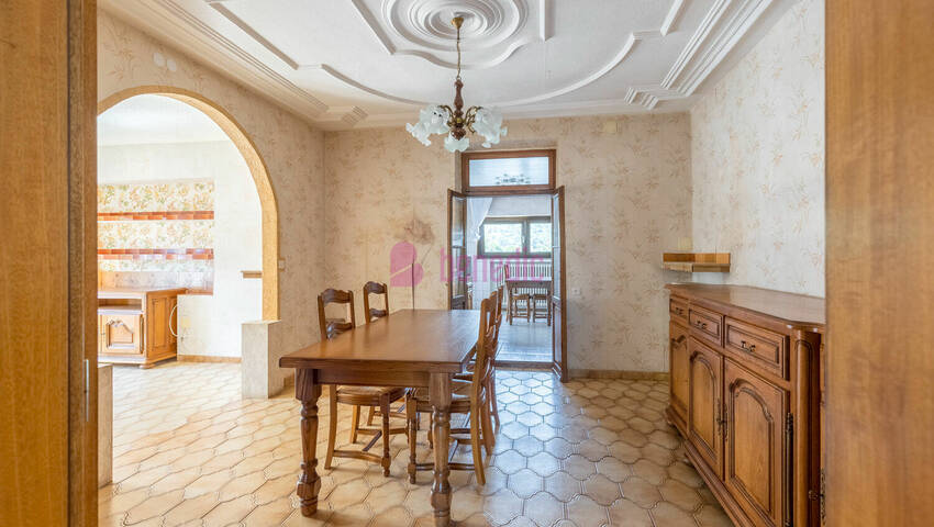 59722080b - Attribut alt par défaut.