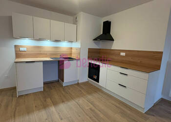 59722728a - Attribut alt par défaut.