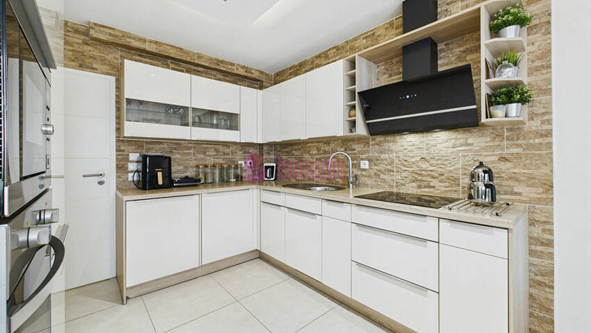 47934438f - Attribut alt par défaut.