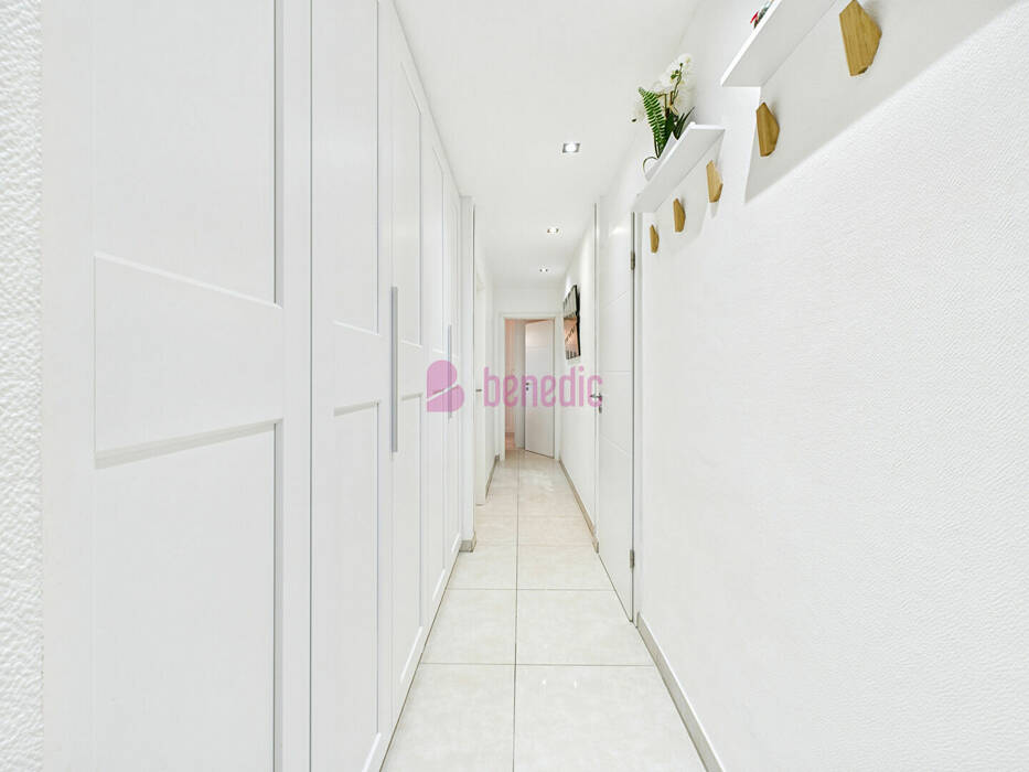 47934438i - Attribut alt par défaut.