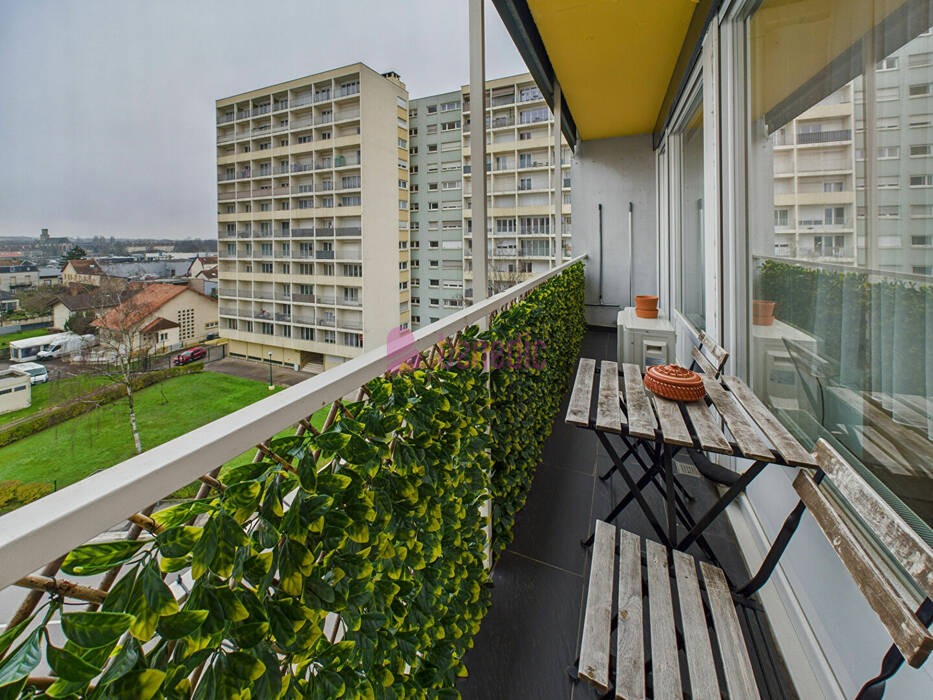 47934438m - Attribut alt par défaut.