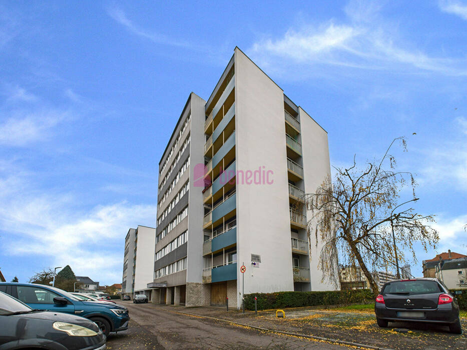 47934438q - Attribut alt par défaut.