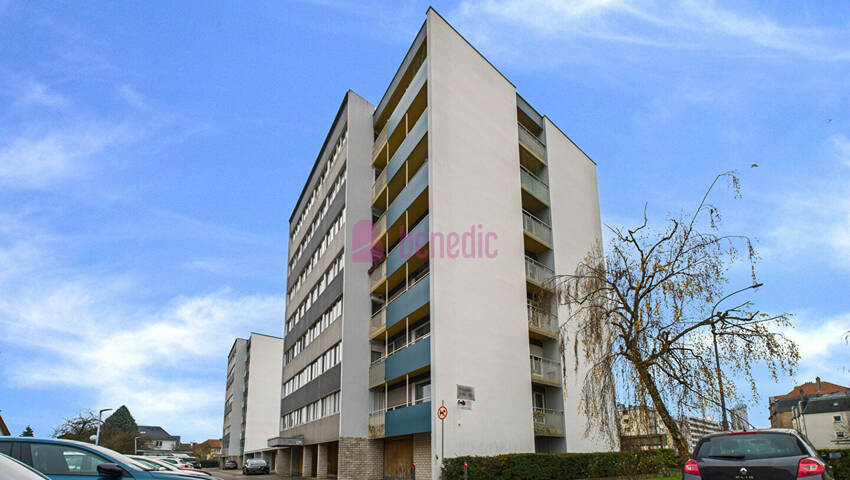 47934438q - Attribut alt par défaut.