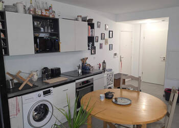 59723950c - Attribut alt par défaut.