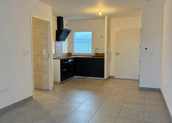 59755243b - Attribut alt par défaut.