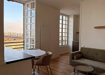 59756444a - Attribut alt par défaut.