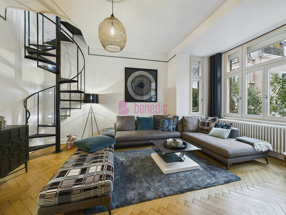 59720666d - Attribut alt par défaut.