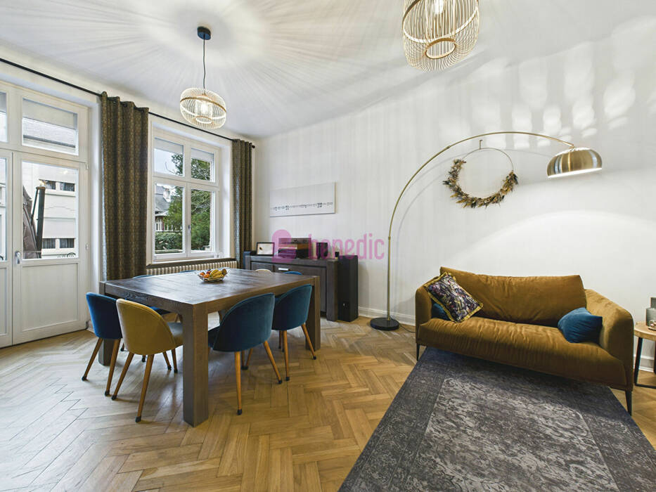 59720666g - Attribut alt par défaut.