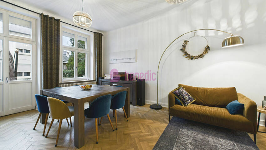 59720666g - Attribut alt par défaut.