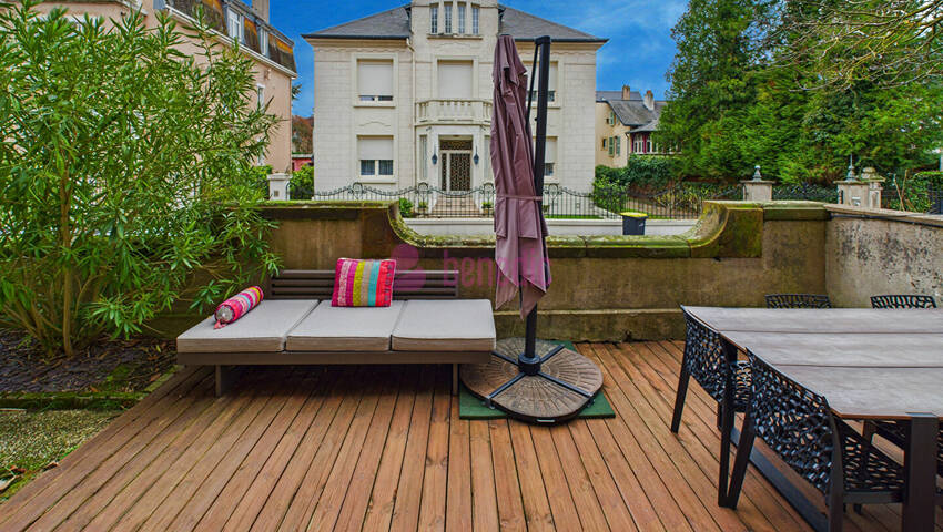 59720666j - Attribut alt par défaut.