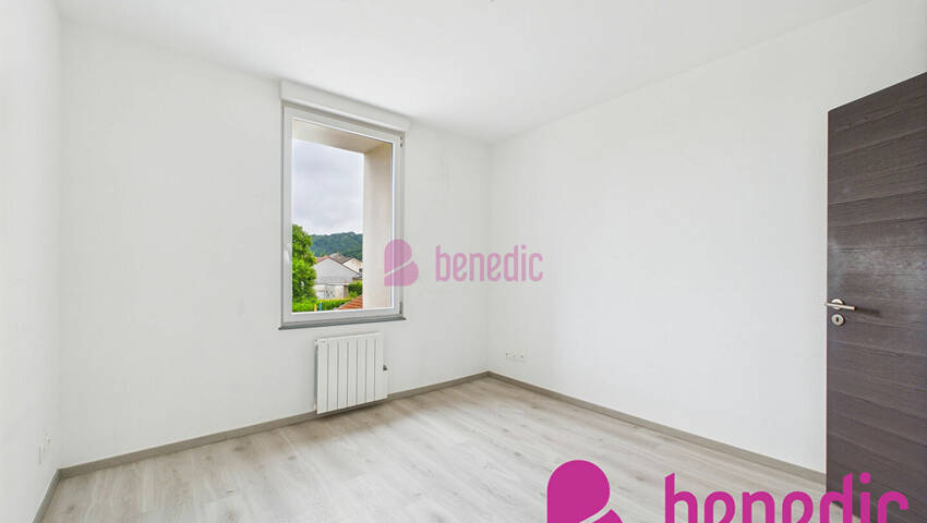 59767018k - Attribut alt par défaut.