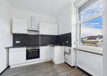 59618810b - Attribut alt par défaut.