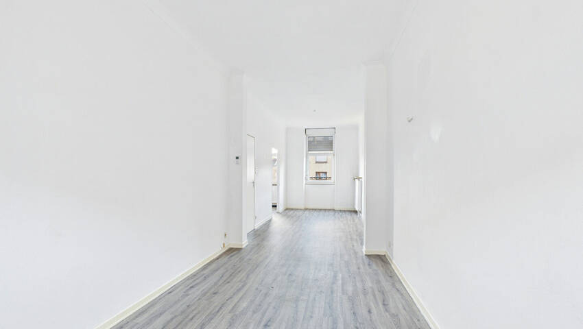 59618810d - Attribut alt par défaut.