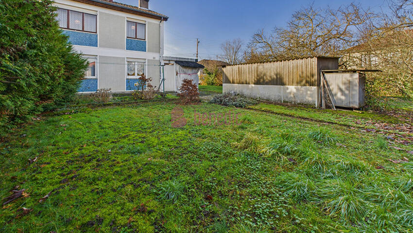 59789135c - Attribut alt par défaut.