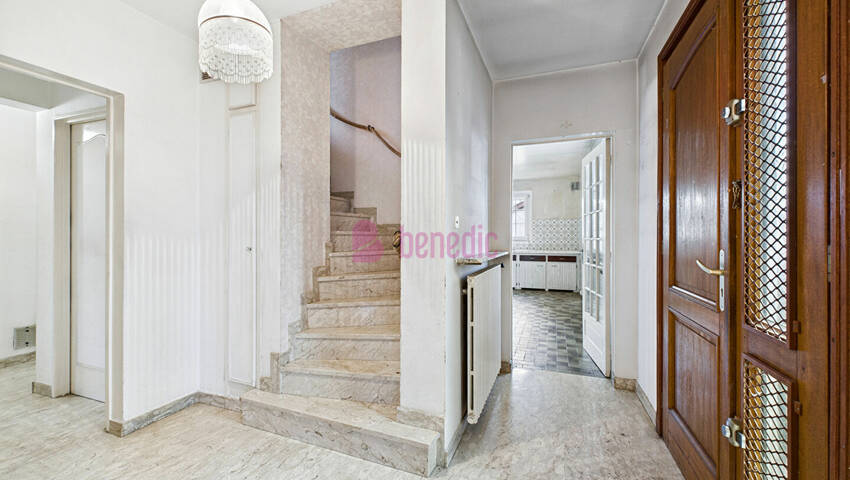 59619646d - Attribut alt par défaut.