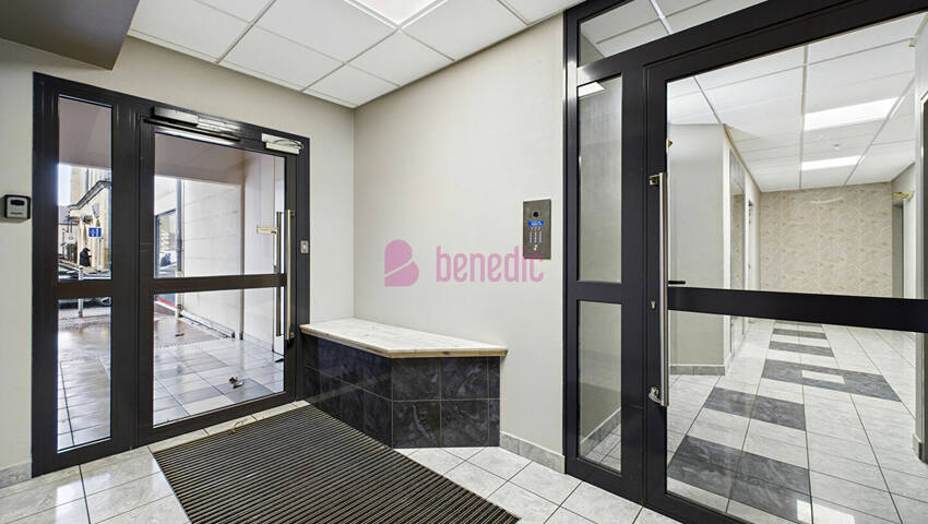 54468301n - Attribut alt par défaut.