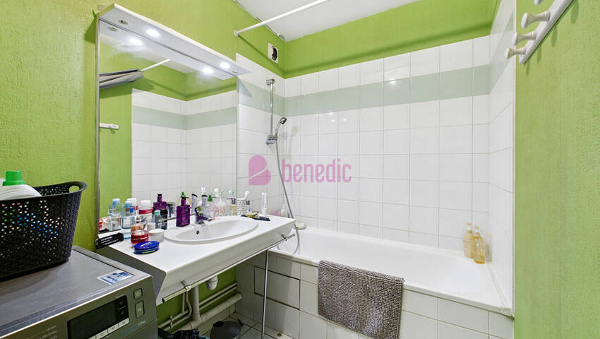 54468301v - Attribut alt par défaut.